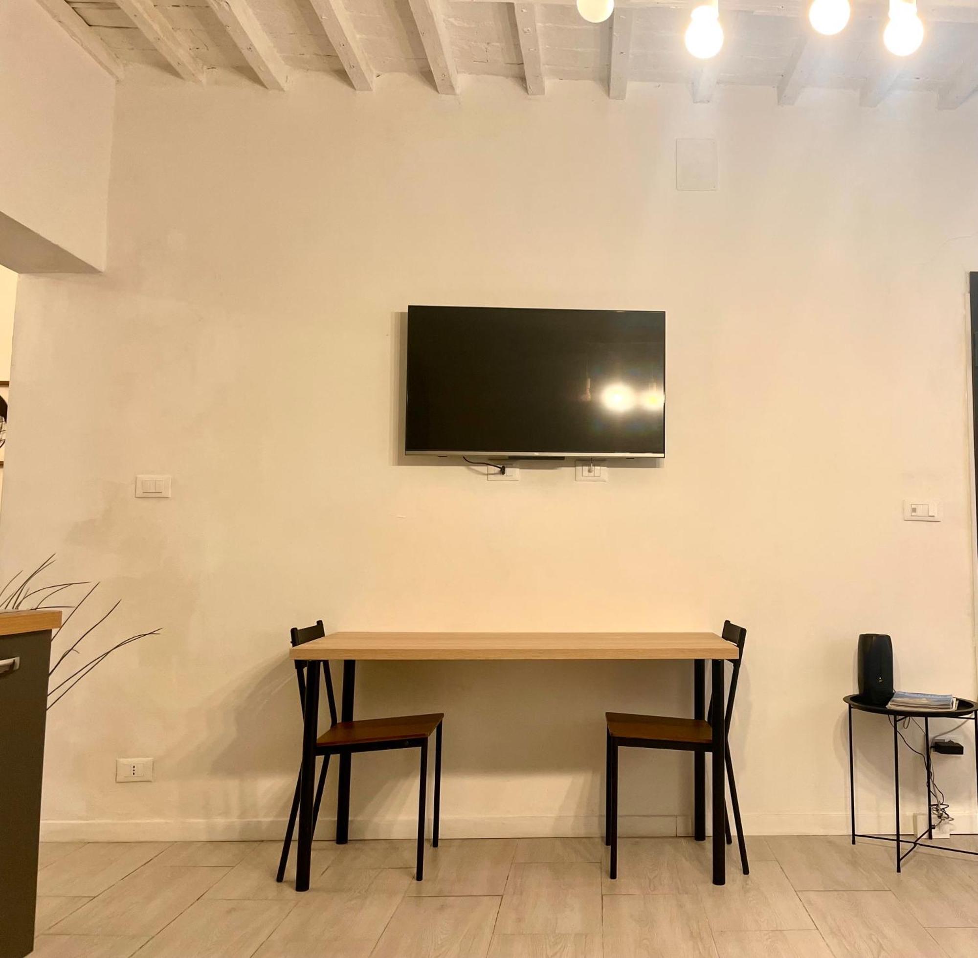 New Apartment 2 Minute From The Port ليفورنو المظهر الخارجي الصورة